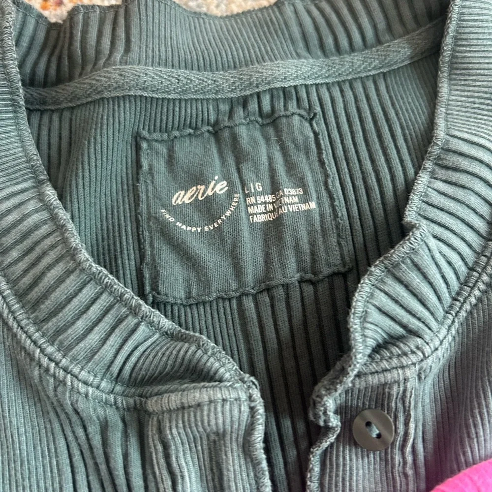 Aerie Road Trip Long Sleeve Henley T-Shirt bundle- green and pink size L - Picture 3 of 5